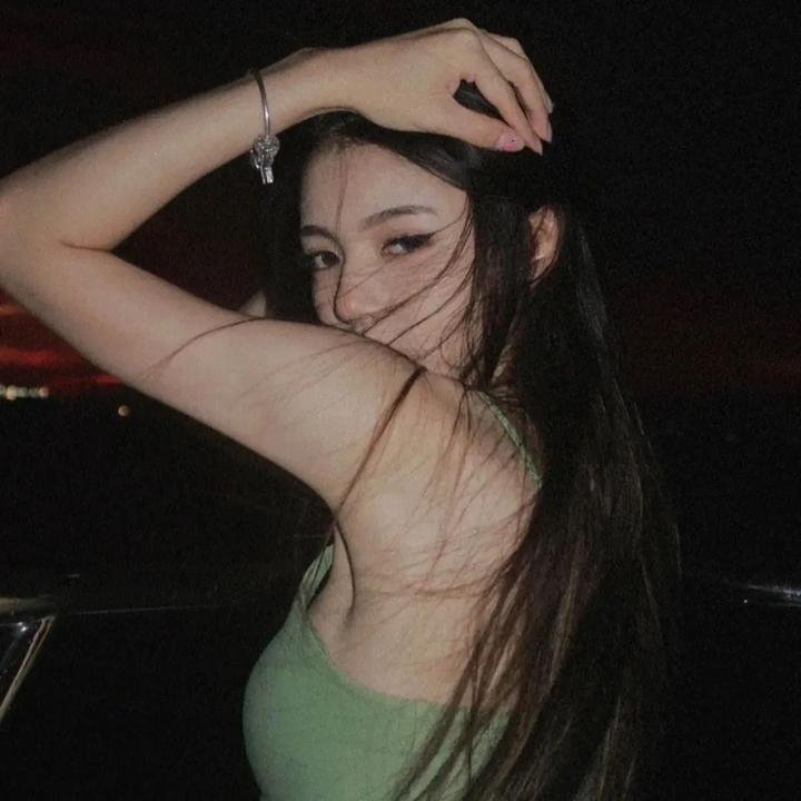 吸血鬼之吻海报