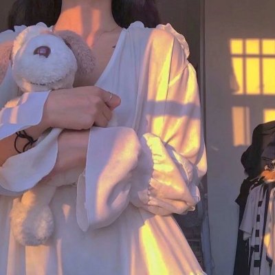 岛：消失的人们海报