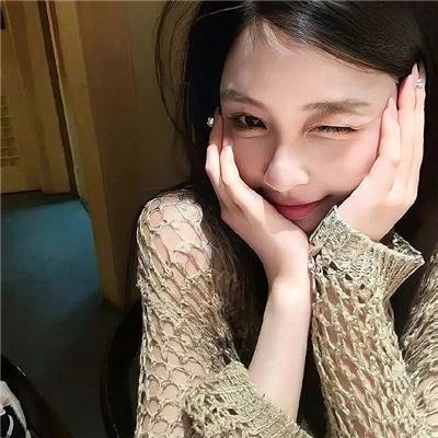 白色的南方海报
